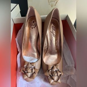 Anthropologie, Mrs Albright specialty heels MACYN nude color size 7.